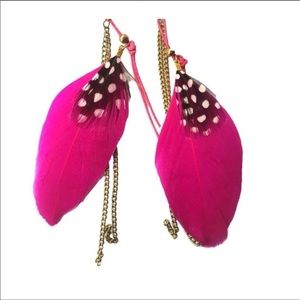 DANGLING FEATHER EARRINGS